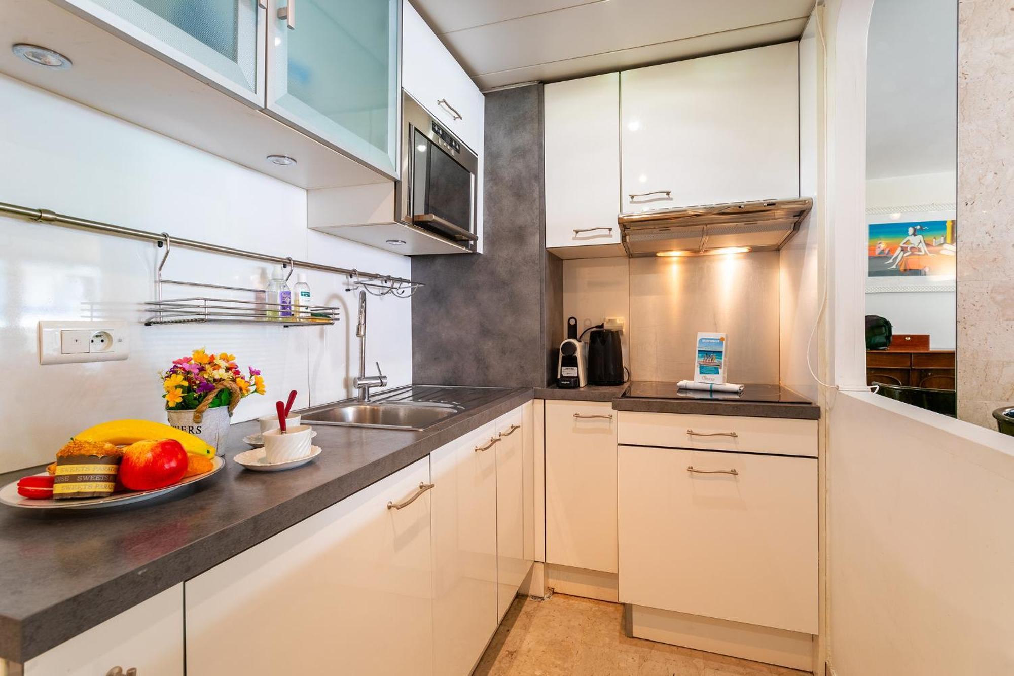 Massenet View Ap4168 Nice, By Riviera Holiday Homes Kültér fotó